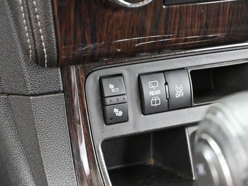 Used 2016 Chevrolet Traverse LT w/ Style and Technology Package AWD/4WD image 26