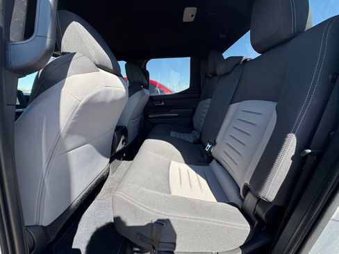 Used 2024 Toyota Tacoma TRD Sport image 19