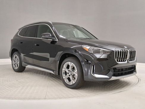 New 2026 BMW X1 xDrive28i w/ Technology Package AWD/4WD image 5