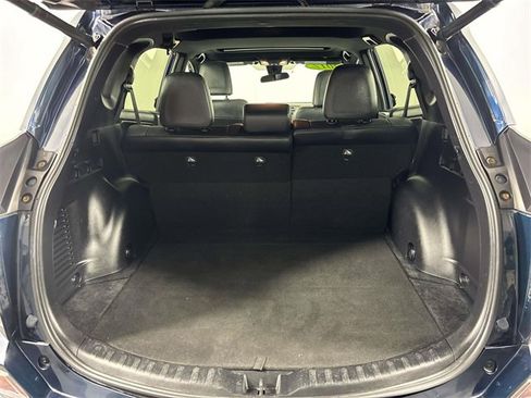 Used 2017 Toyota RAV4 SE image 11