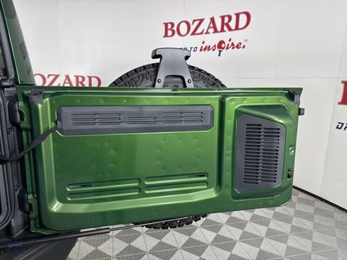 New 2025 Ford Bronco Badlands image 27