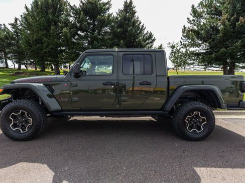 Used 2022 Jeep Gladiator Rubicon w/ Cold Weather Group AWD/4WD image 8