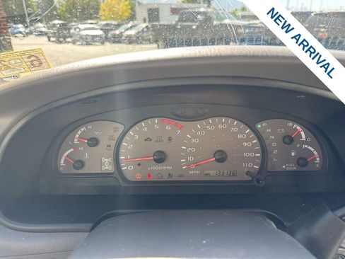 Used 2004 Toyota Sequoia Limited AWD/4WD image 10