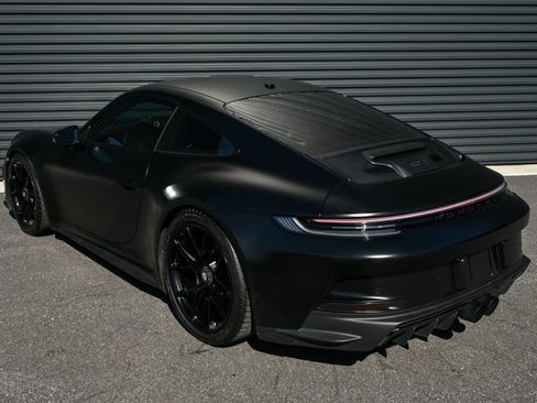 Certified 2024 Porsche 911 GT3 image 3
