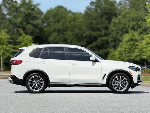 Used 2019 BMW X5 xDrive40i w/ Premium Package 2 AWD/4WD image 12