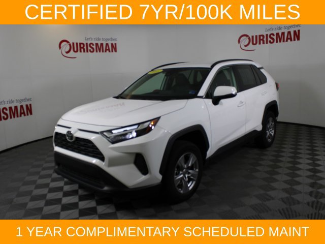 Used 2025 Toyota RAV4 XLE FWD image 2