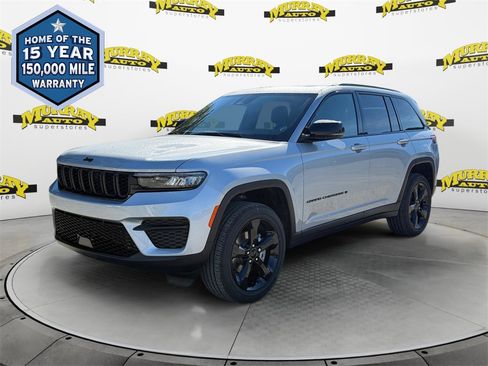New 2025 Jeep Grand Cherokee Altitude image 1
