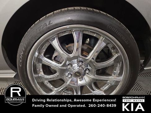 Used 2009 Ford Mustang GT image 10