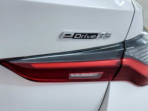 Used 2023 BMW i4 eDrive35 w/ Premium Package image 27