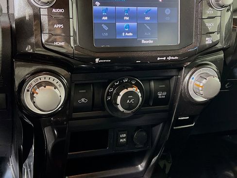 Certified 2018 Toyota 4Runner TRD Off-Road Premium AWD/4WD image 15