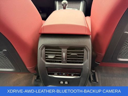 Used 2022 BMW 330i xDrive 330i xDrive w/ Convenience Package image 22