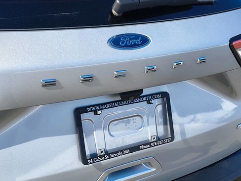 Used 2020 Ford Escape SE image 22