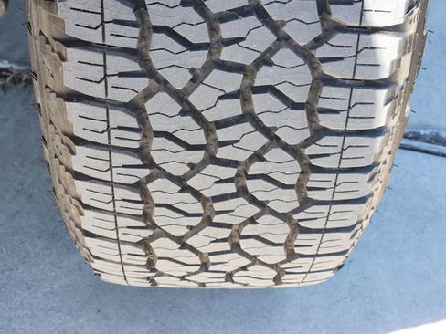 Used 2024 GMC Sierra 2500 Denali w/ Denali Reserve Package image 11