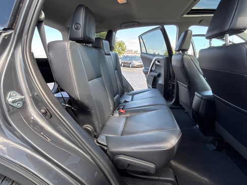 Used 2013 Toyota RAV4 Limited AWD/4WD image 37