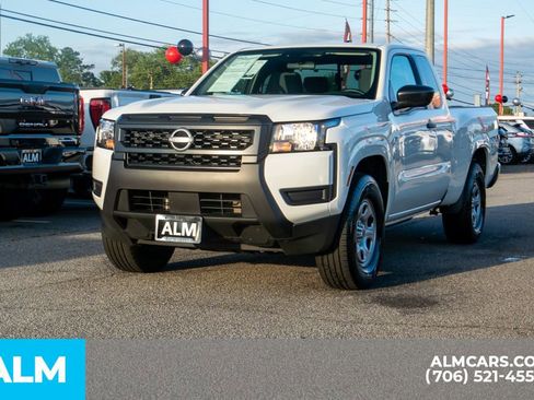 Used 2025 Nissan Frontier S w/ S Utility Package image 10