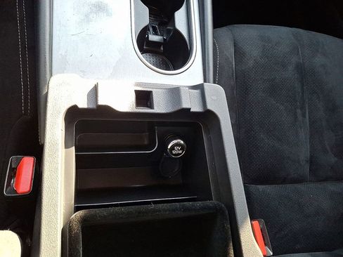 Used 2021 Nissan Murano SV image 24