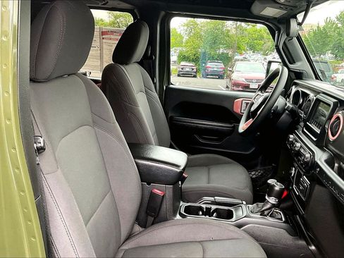 Used 2022 Jeep Wrangler Unlimited Sport AWD/4WD image 7