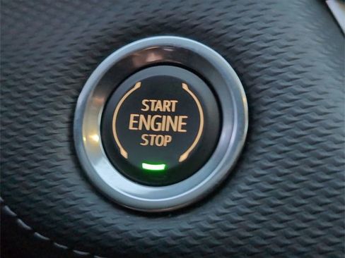 Used 2026 Chevrolet Equinox LT image 17