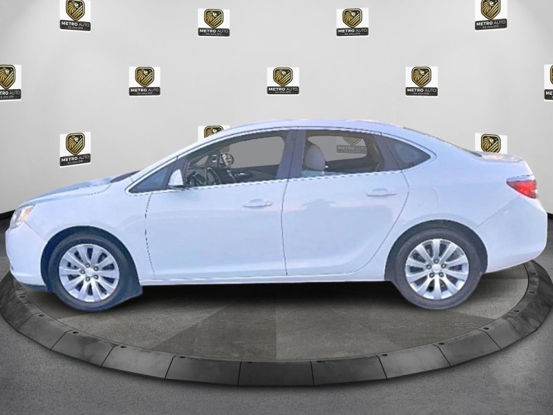 Used 2015 Buick Verano FWD image 8