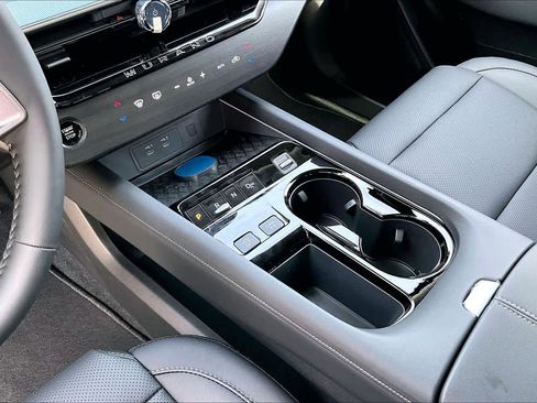 New 2026 Nissan Murano SL image 7