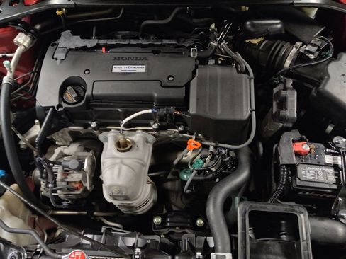 Used 2016 Honda Accord EX image 30