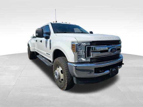 Used 2019 Ford F350 XL w/ STX Appearance Package AWD/4WD image 8