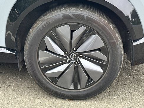 Certified 2023 Nissan Ariya FWD image 4