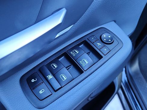 Used 2022 RAM 1500 Big Horn image 7