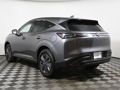 Used 2025 Nissan Murano SL AWD/4WD image 5