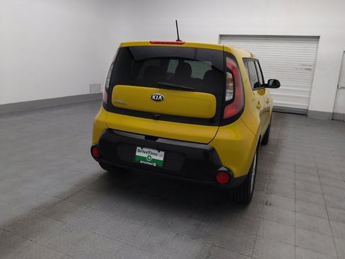 Used 2016 Kia Soul + FWD image 7