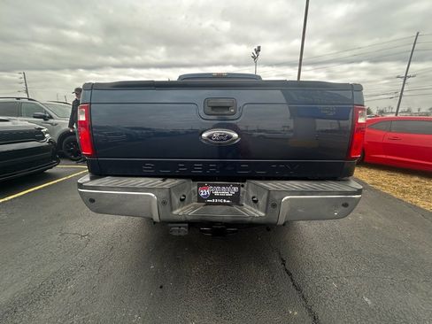 Used 2014 Ford F250 Lariat w/ Lariat Interior Package image 4