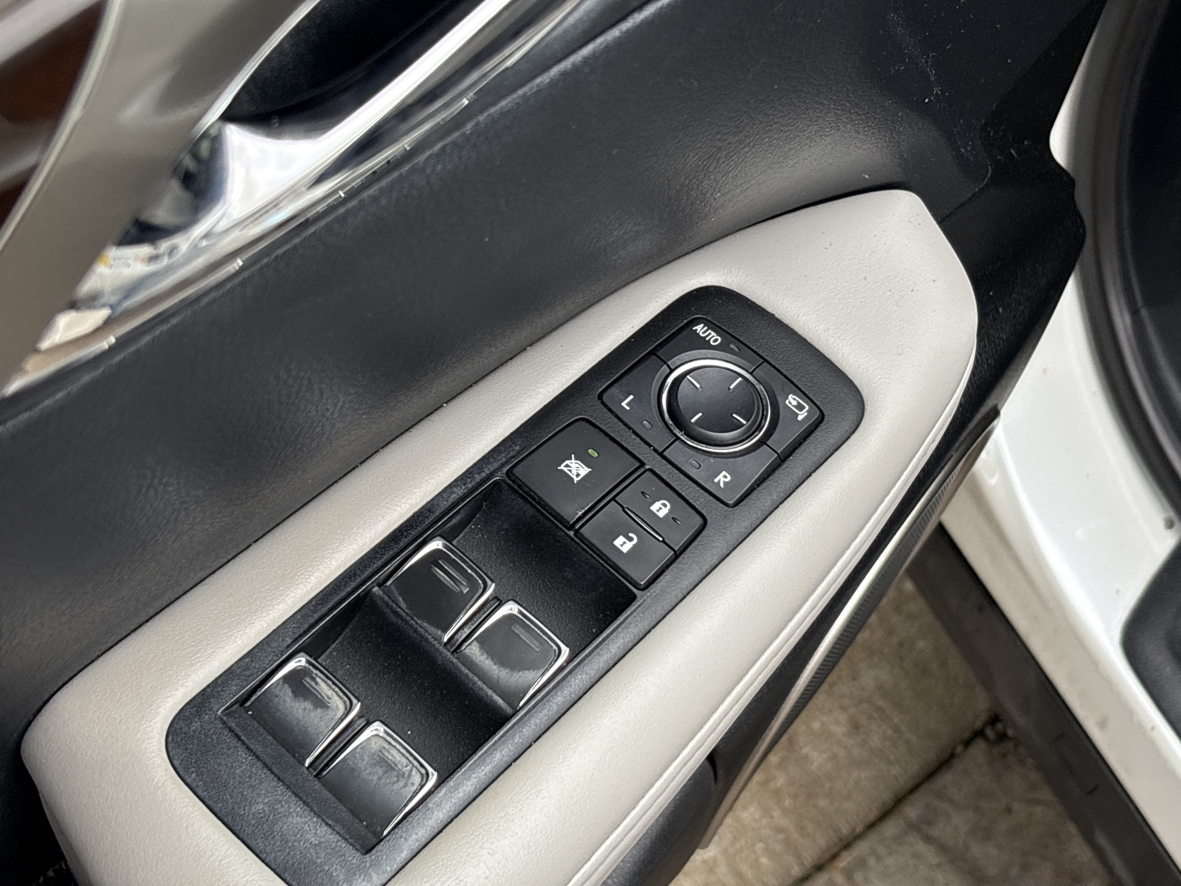 Used 2019 Lexus RX 350 AWD w/ Navigation Package image 15