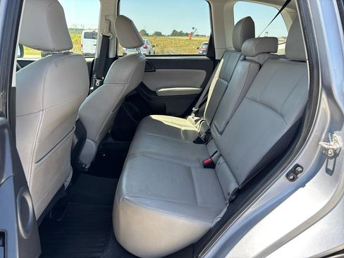 Used 2016 Subaru Forester 2.5i Touring w/ Eyesight & Navigation System image 22