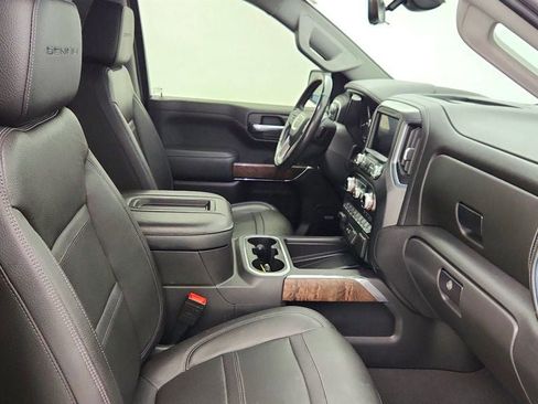 Used 2021 GMC Sierra 1500 Denali w/ Denali Ultimate Package AWD/4WD image 24