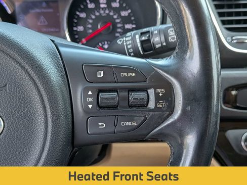Used 2017 Kia Sedona LX w/ LX Essentials Premium Package FWD image 23