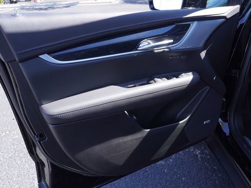 New 2025 Cadillac XT5 Premium Luxury image 15