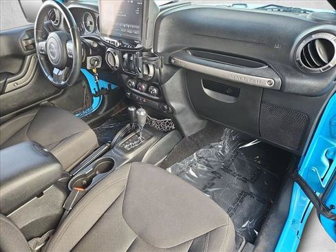 Used 2017 Jeep Wrangler Sport w/ Quick Order Package 24S AWD/4WD image 23