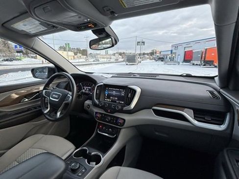 Used 2021 GMC Terrain SLE w/ Driver Convenience Package image 19