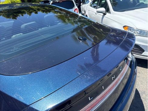 Used 2017 Lincoln MKZ Select w/ Select Plus Package FWD image 11