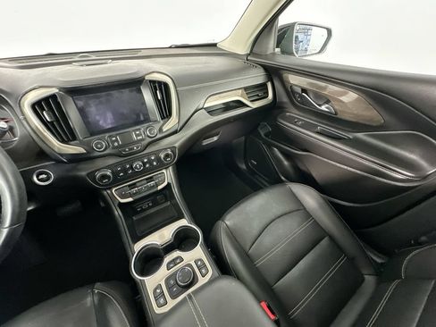Used 2024 GMC Terrain Denali w/ Black Diamond Edition AWD/4WD image 11