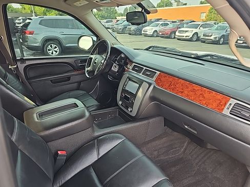 Used 2011 GMC Sierra 1500 SLT AWD/4WD image 14