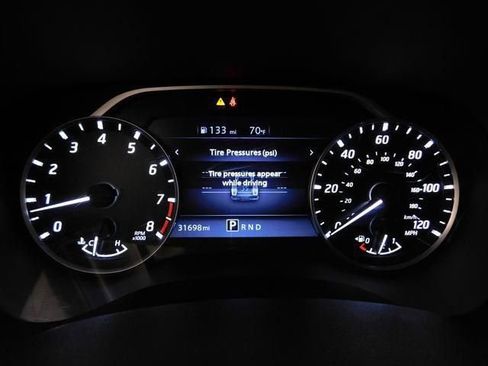 Used 2024 Nissan Frontier SV image 36