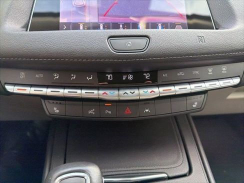 Used 2019 Cadillac XT4 Premium Luxury w/ Enhanced Visibility Package image 17