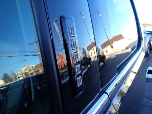 Certified 2022 Ford F150 Lariat w/ Equipment Group 502A High image 12