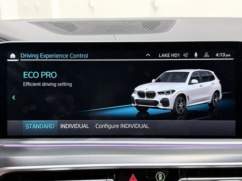 Used 2022 BMW X5 xDrive40i w/ M Sport Package AWD/4WD image 6