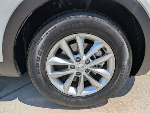 Used 2018 Kia Sorento FWD image 9