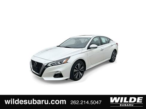Used 2019 Nissan Altima 2.5 SV image 1