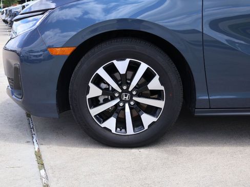 Used 2025 Honda Odyssey EX-L image 8