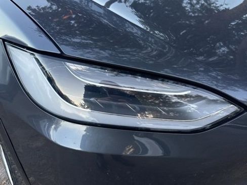 Used 2017 Tesla Model X P100D image 13