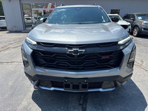 Used 2025 Chevrolet Equinox RS w/ Convenience Package III FWD image 2
